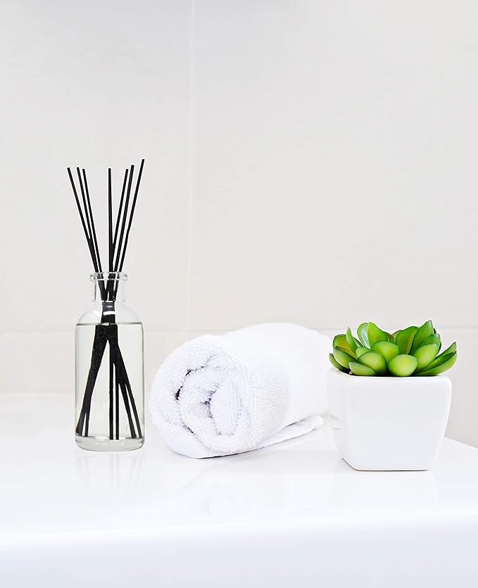 Urban Naturals Gardenia Blossoms Reed Diffuser Set with Jasmine, Gardenia, Ylang Ylang Scent Notes for a Continuous Air Freshener Scent