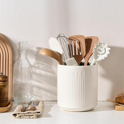 JIEMEI HOME Kitchen Utensil Holder, 7.2" Large Ceramic Stable Utensil Crock for Countertop, Utensil Organizer with Cork Mat, Removable Bamboo Divider for Easy, Kitchen Decor, White & Green