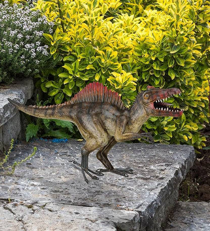 Regal Art & Gift Dinosaur Metal Statue – Indoor Outdoor Decorative Sculpture for Home & Garden Décor, Weather-Resistant Yard Art Figure for Patio, Lawn, Spinosaurus