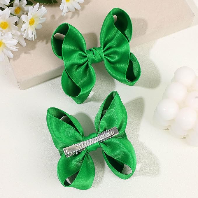OAOLEER 2PCS 3.5inch Hair Bows for Girls，Green Stain Ribbon Hair Bows Alligator Clips Hair Accessories for Back To School Teen Toddler Girls Kids (Green)